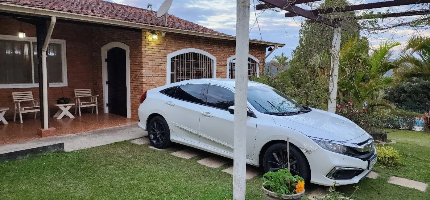 Chácara com 3 quartos à venda, 2400m2 em Jarinu - SP - imagem 4 Foto 4 de Chácara com 3 quartos à venda, 2400m2 em Jarinu - SP