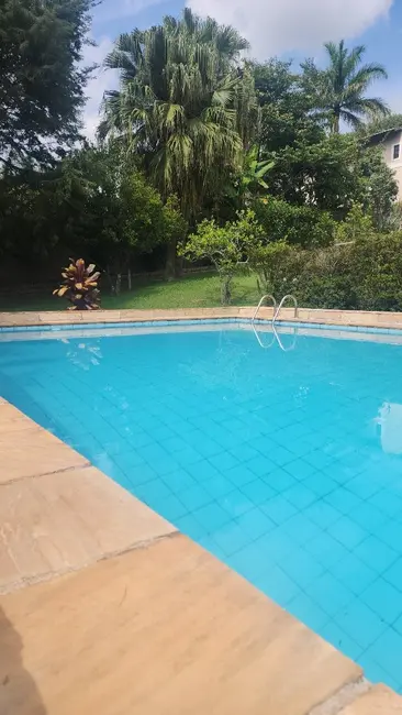 Chácara com 3 quartos à venda, 2400m2 em Jarinu - SP - imagem 7 Foto 7 de Chácara com 3 quartos à venda, 2400m2 em Jarinu - SP