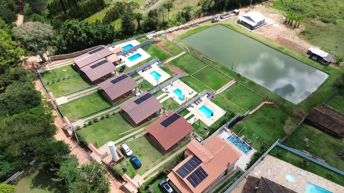 Foto 5 de Chácara à venda, 28000m2 em Piracaia - SP