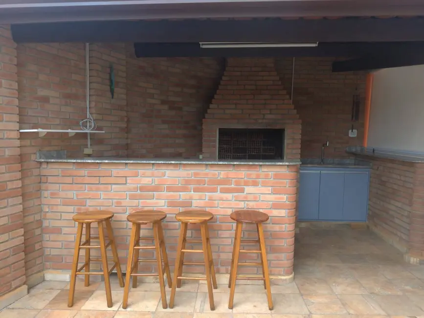 Foto 9 de Casa com 2 quartos à venda e para alugar, 147m2 em Jardim do Lago, Atibaia - SP