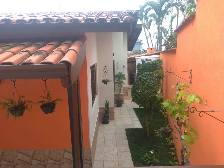 Foto 3 de Casa com 2 quartos à venda e para alugar, 147m2 em Jardim do Lago, Atibaia - SP