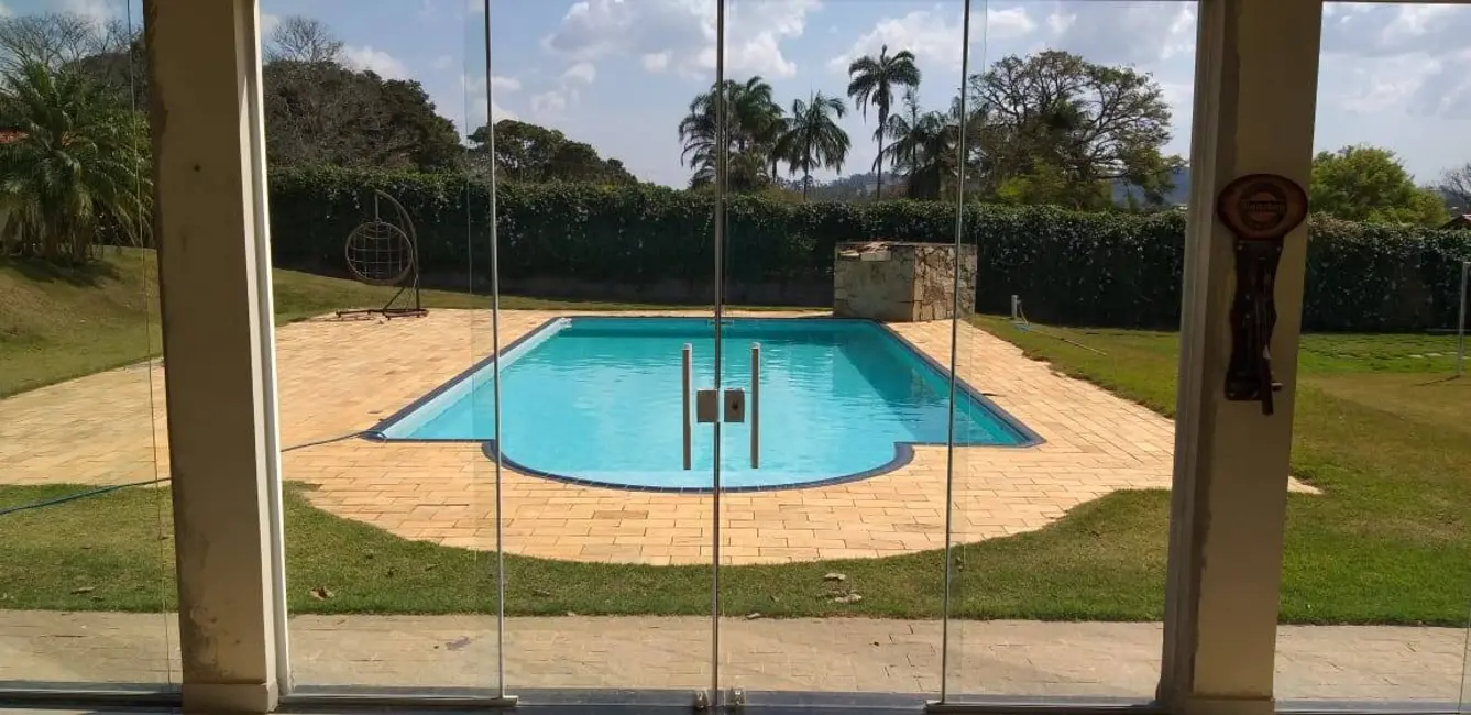 Foto 3 de Chácara com 3 quartos à venda, 240m2 em Piracaia - SP