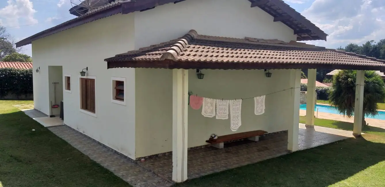 Foto 4 de Chácara com 3 quartos à venda, 240m2 em Piracaia - SP