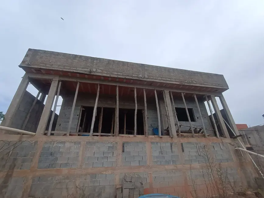 Foto 5 de Chácara com 3 quartos à venda, 250m2 em Jardim Santo Antônio, Aruja - SP