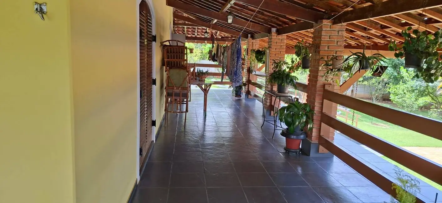 Foto 4 de Chácara com 2 quartos à venda, 250m2 em Nazare Paulista - SP