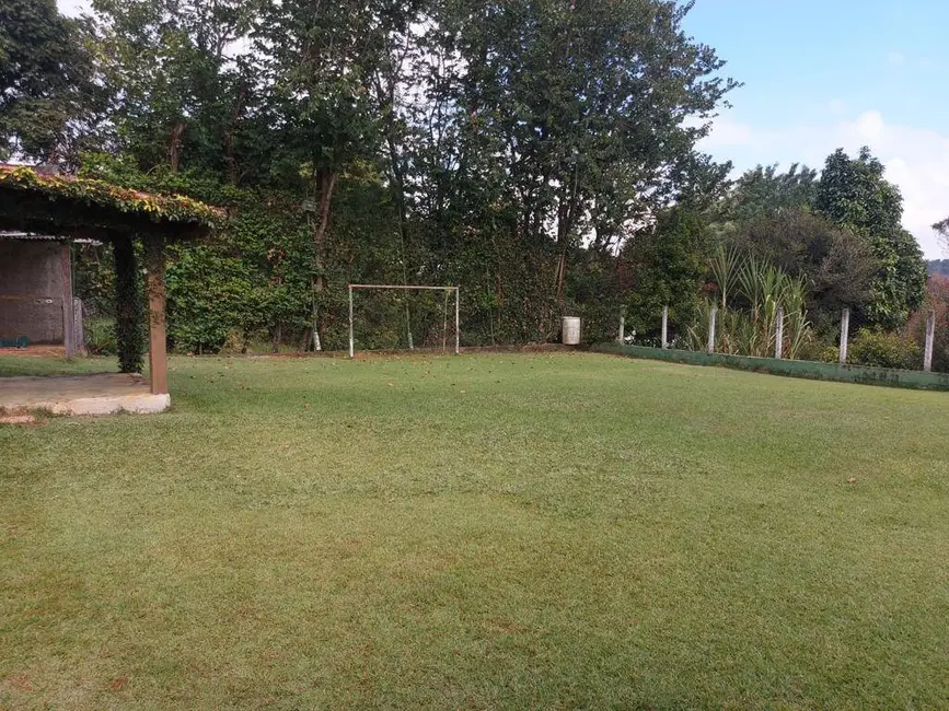 Chácara com 3 quartos à venda, 300m2 em Joanopolis - SP - imagem 8 Foto 8 de Chácara com 3 quartos à venda, 300m2 em Joanopolis - SP