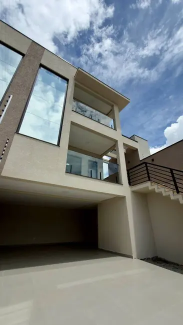 Foto 4 de Sobrado com 3 quartos à venda, 223m2 em Jardim do Lago, Atibaia - SP