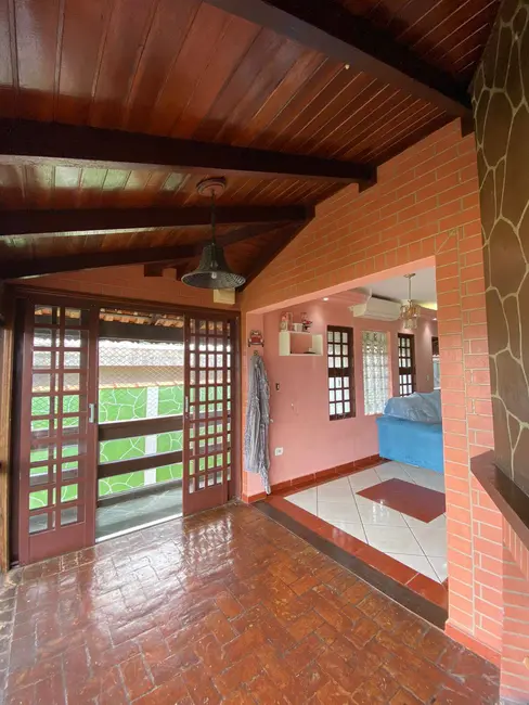Foto 6 de Casa com 2 quartos à venda, 200m2 em Mairipora - SP