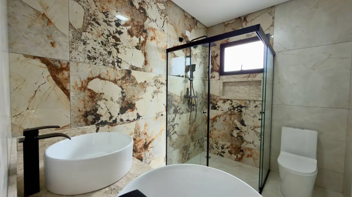 Foto 3 de Sobrado com 3 quartos à venda, 223m2 em Jardim do Lago, Atibaia - SP