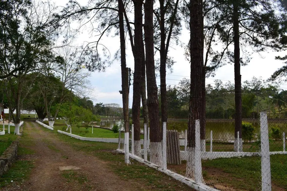 Foto 4 de Sítio / Rancho com 6 quartos à venda, 600m2 em Santa Isabel - SP