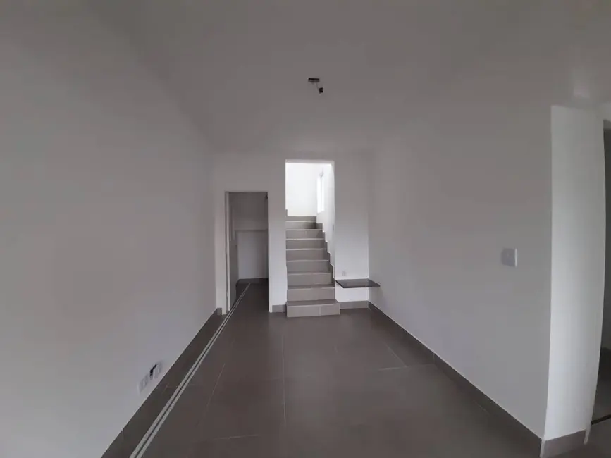 Foto 2 de Sobrado com 3 quartos à venda, 225m2 em Alvinópolis, Atibaia - SP