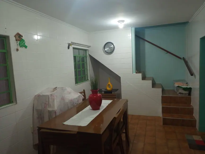 Foto 1 de Casa com 2 quartos à venda, 108m2 em Centro, Mairipora - SP