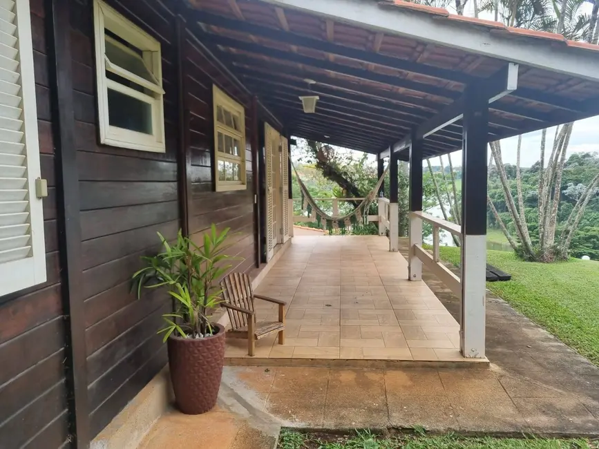 Foto 7 de Chácara com 3 quartos à venda, 300m2 em Piracaia - SP