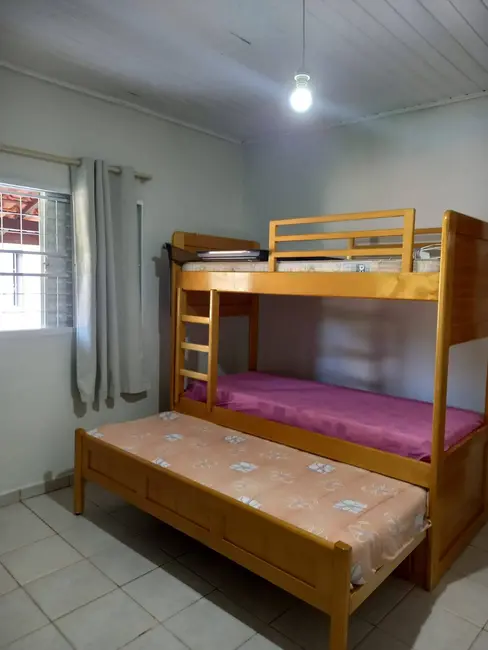 Chácara com 2 quartos à venda, 200m2 em Piracaia - SP - imagem 9 Foto 9 de Chácara com 2 quartos à venda, 200m2 em Piracaia - SP