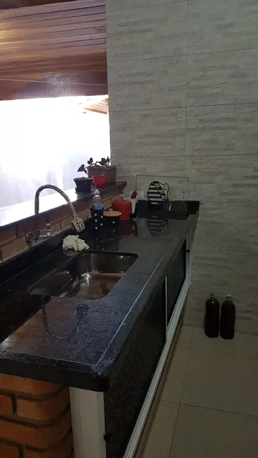 Foto 7 de Casa com 2 quartos à venda, 166m2 em Centro, Bom Jesus Dos Perdoes - SP