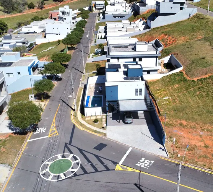 Foto 6 de Sobrado com 4 quartos à venda, 224m2 em Condomínio Villa Real de Bragança, Braganca Paulista - SP