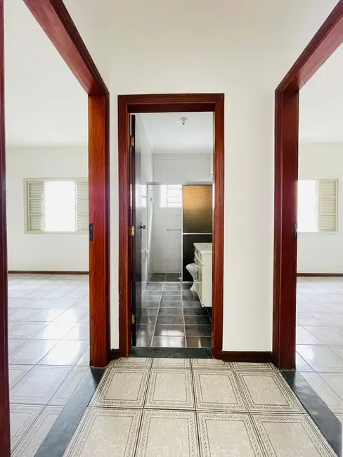 Foto 4 de Casa com 2 quartos à venda, 64m2 em Jardim Alvinópolis, Atibaia - SP