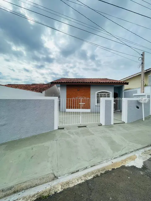 Foto 3 de Casa com 2 quartos à venda, 64m2 em Jardim Alvinópolis, Atibaia - SP