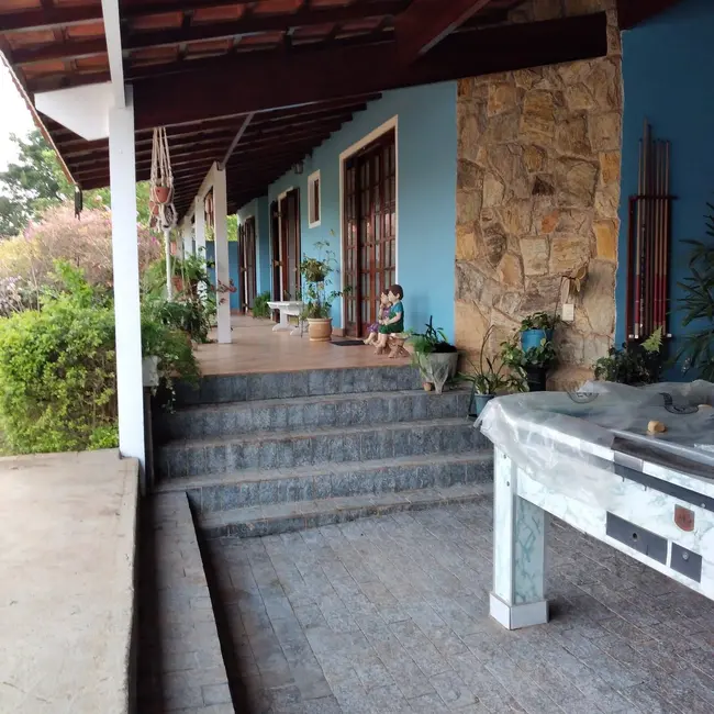 Foto 3 de Chácara com 4 quartos à venda, 615m2 em Vila Dom Pedro, Atibaia - SP