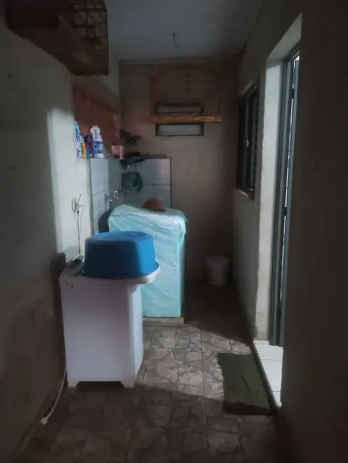 Foto 4 de Casa com 1 quarto à venda, 34m2 em Jardim Imperial, Atibaia - SP