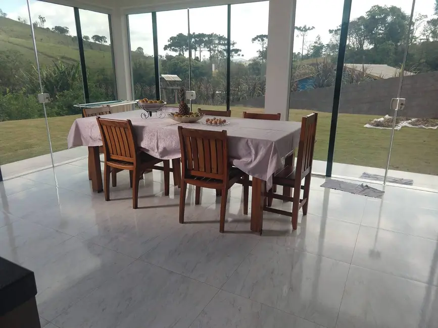 Foto 3 de Chácara com 3 quartos à venda, 186m2 em Pedra Bela - SP