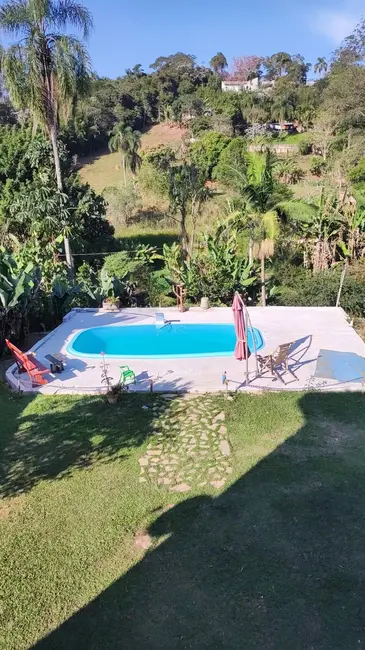 Foto 4 de Chácara com 2 quartos à venda, 200m2 em Chácaras Vista Alegre, Aruja - SP