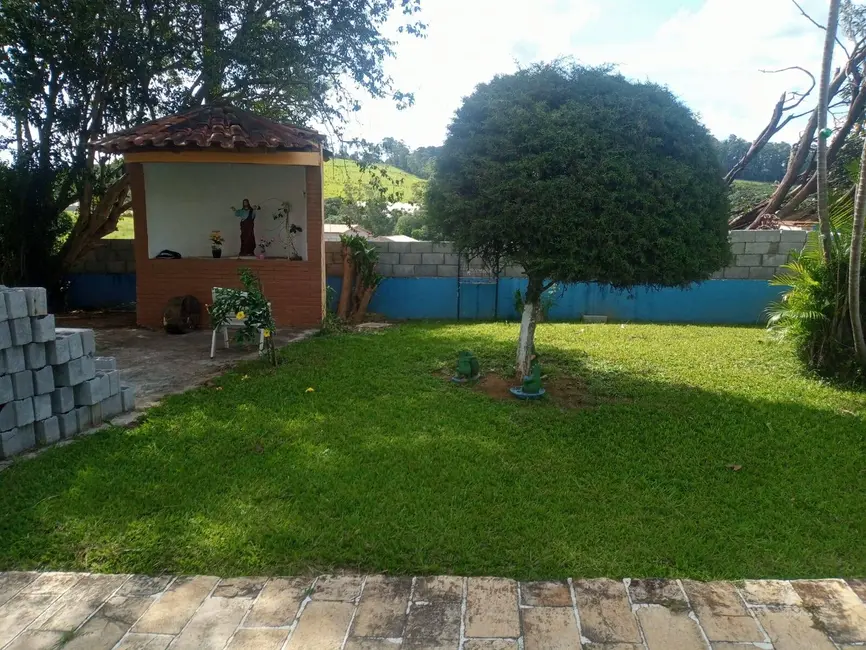 Foto 2 de Chácara com 3 quartos à venda, 160m2 em Curitibanos, Braganca Paulista - SP