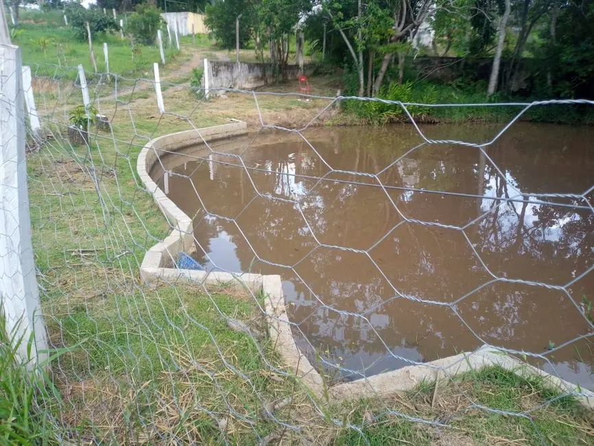 Foto 3 de Chácara com 3 quartos à venda, 160m2 em Curitibanos, Braganca Paulista - SP