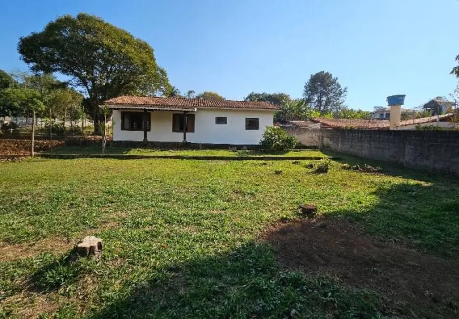 Foto 1 de Chácara com 3 quartos à venda, 100m2 em Batatuba, Piracaia - SP