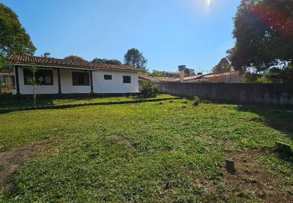 Chácara com 3 quartos à venda, 100m2 em Batatuba, Piracaia - SP - imagem 6 Foto 6 de Chácara com 3 quartos à venda, 100m2 em Batatuba, Piracaia - SP