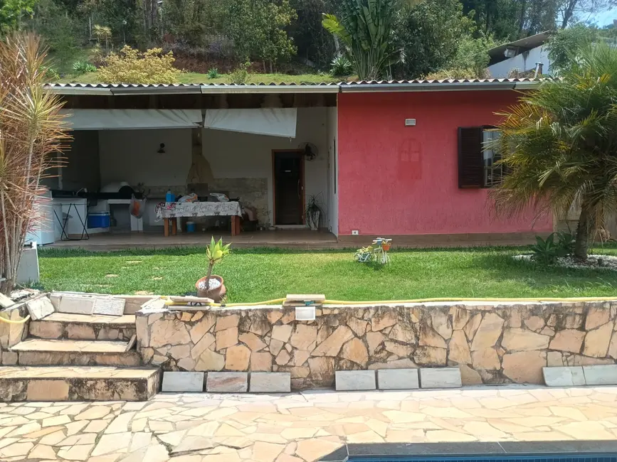 Foto 6 de Chácara com 3 quartos à venda, 120m2 em Nazare Paulista - SP