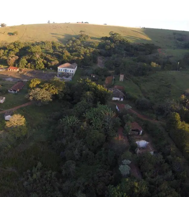 Foto 3 de Fazenda / Haras com 6 quartos à venda, 2000m2 em Morungaba - SP