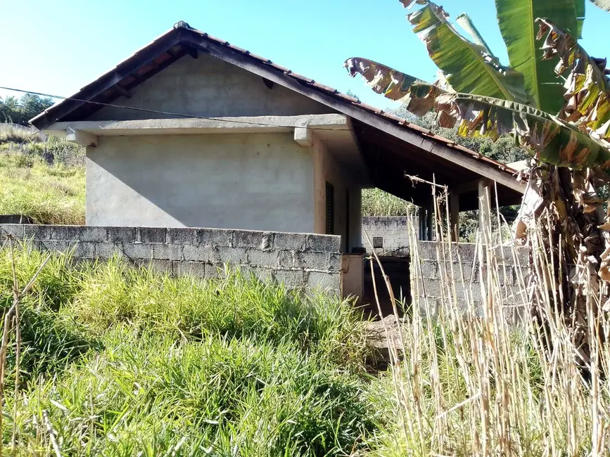 Chácara com 2 quartos à venda, 80m2 em Centro, Joanopolis - SP - imagem 4 Foto 4 de Chácara com 2 quartos à venda, 80m2 em Centro, Joanopolis - SP