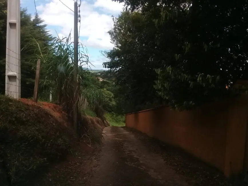 Chácara com 3 quartos à venda, 300m2 em Joanopolis - SP - imagem 8 Foto 8 de Chácara com 3 quartos à venda, 300m2 em Joanopolis - SP