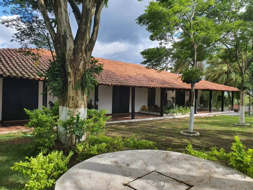 Foto 7 de Sítio / Rancho com 3 quartos à venda, 764m2 em Bom Jesus Dos Perdoes - SP