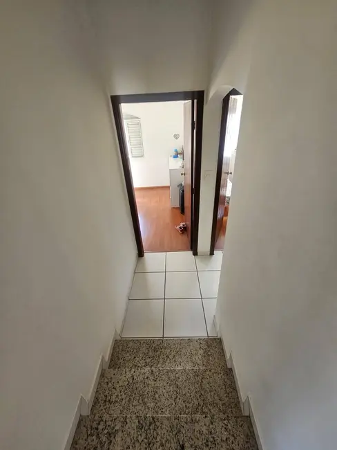 Casa com 3 quartos à venda, 250m2 em Recreio Maristela, Atibaia - SP - imagem 5 Foto 5 de Casa com 3 quartos à venda, 250m2 em Recreio Maristela, Atibaia - SP
