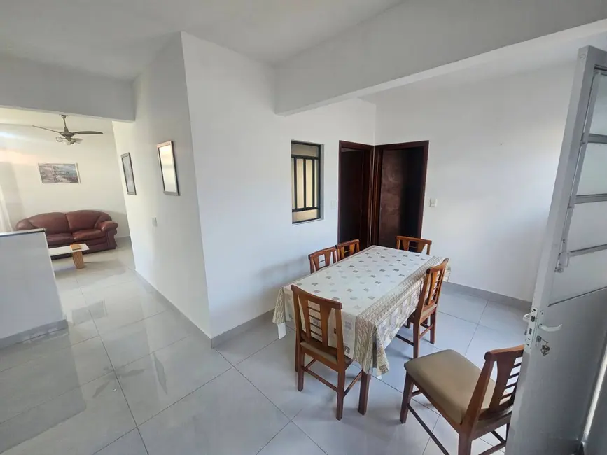 Casa com 3 quartos à venda, 250m2 em Recreio Maristela, Atibaia - SP - imagem 8 Foto 8 de Casa com 3 quartos à venda, 250m2 em Recreio Maristela, Atibaia - SP