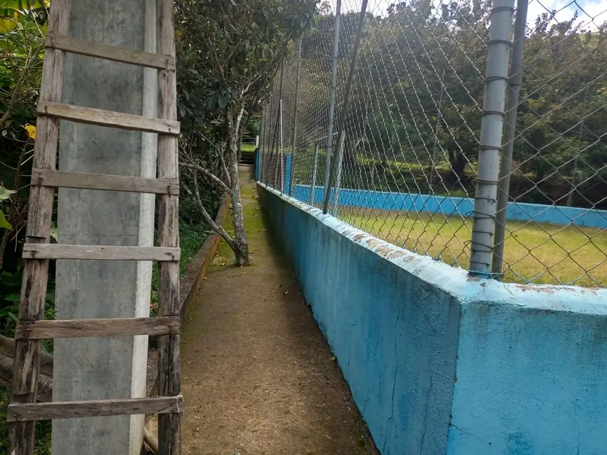 Sítio / Rancho com 3 quartos à venda, 350m2 em Nazare Paulista - SP - imagem 7 Foto 7 de Sítio / Rancho com 3 quartos à venda, 350m2 em Nazare Paulista - SP