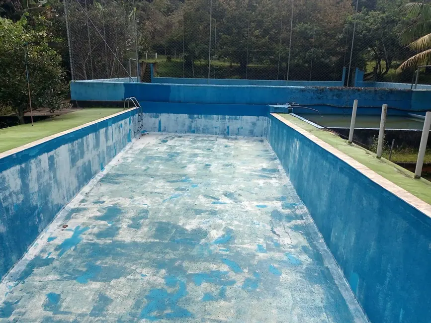 Sítio / Rancho com 3 quartos à venda, 350m2 em Nazare Paulista - SP - imagem 8 Foto 8 de Sítio / Rancho com 3 quartos à venda, 350m2 em Nazare Paulista - SP