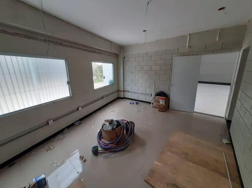 Armazém / Galpão para alugar, 469m2 em Mairipora - SP - imagem 4 Foto 4 de Armazém / Galpão para alugar, 469m2 em Mairipora - SP