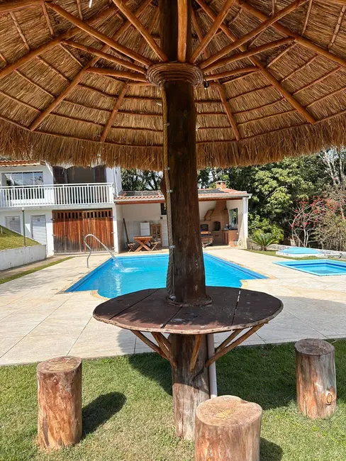 Foto 4 de Chácara com 4 quartos à venda, 5700m2 em Nazare Paulista - SP