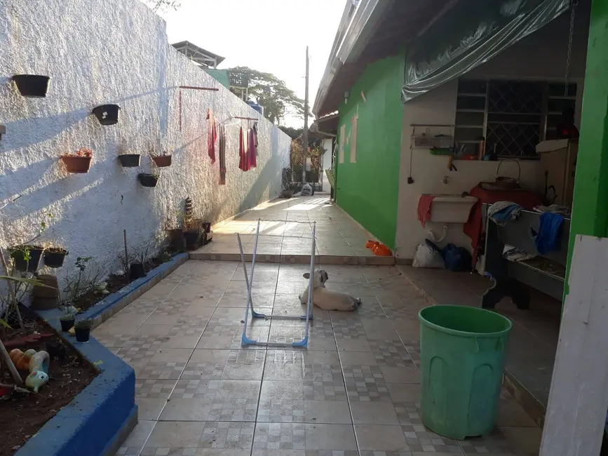 Foto 3 de Chácara com 3 quartos à venda, 150m2 em Estância Santa Maria do Portão, Atibaia - SP