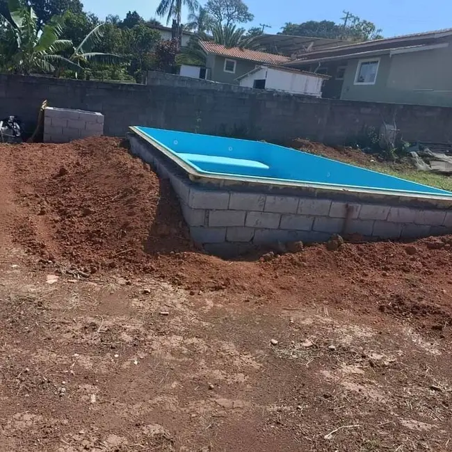 Foto 3 de Chácara com 2 quartos à venda e para alugar, 100m2 em Piracaia - SP