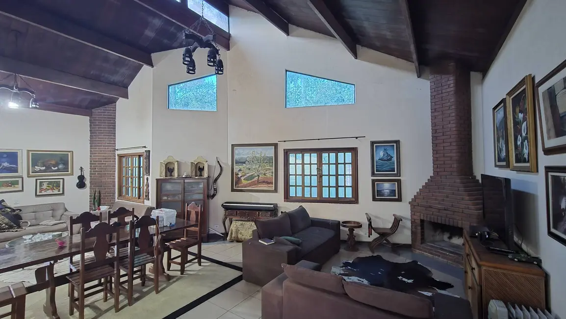 Foto 9 de Chácara com 3 quartos à venda, 1900m2 em Mairipora - SP