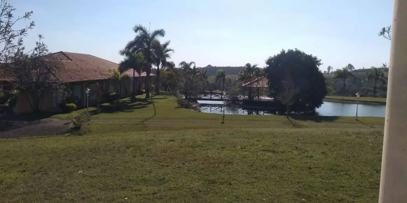 Fazenda / Haras à venda, 250m2 em Chácaras Cardoso, Bauru - SP - imagem 3 Foto 3 de Fazenda / Haras à venda, 250m2 em Chácaras Cardoso, Bauru - SP