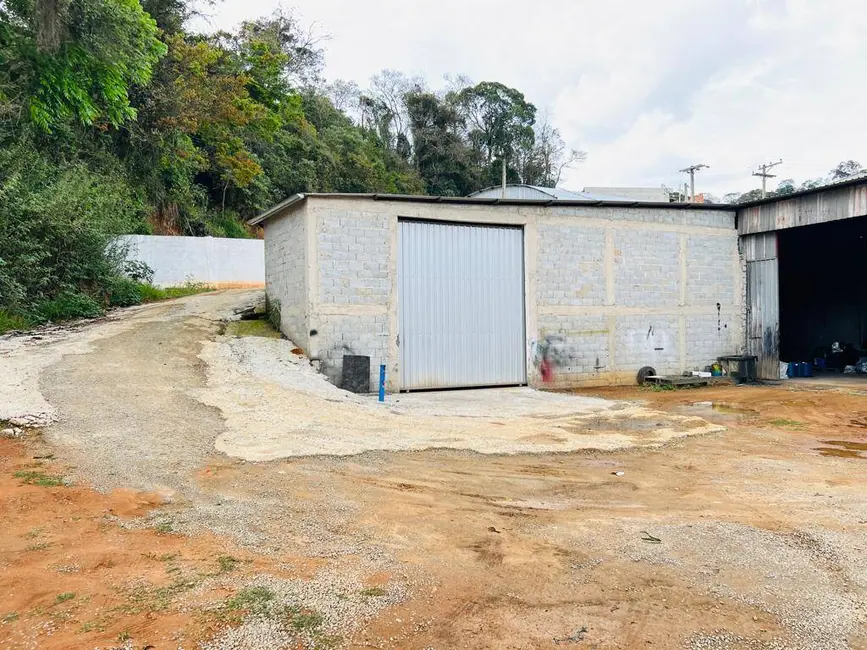 Foto 3 de Armazém / Galpão para alugar, 200m2 em Mairipora - SP