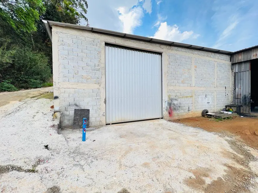 Foto 6 de Armazém / Galpão para alugar, 200m2 em Mairipora - SP