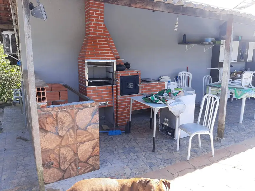 Chácara com 2 quartos à venda, 1500m2 em Boa Vista, Atibaia - SP - imagem 5 Foto 5 de Chácara com 2 quartos à venda, 1500m2 em Boa Vista, Atibaia - SP