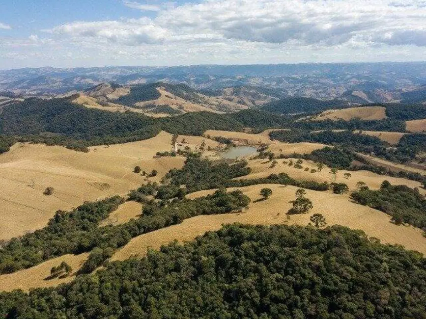Foto 3 de Fazenda / Haras com 3 quartos à venda, 600m2 em Camanducaia - MG