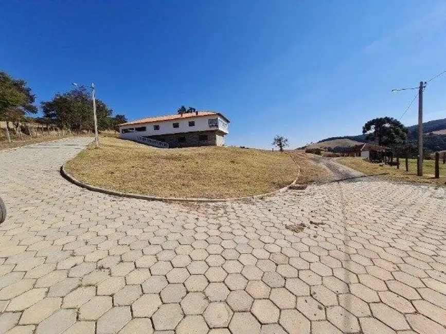 Foto 8 de Fazenda / Haras com 3 quartos à venda, 600m2 em Camanducaia - MG